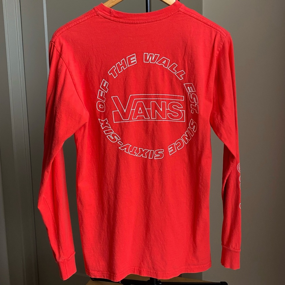 SOLD 💫 Vans Classic Fit Long Tee